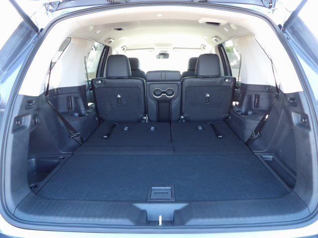 new 2025 Honda Pilot car, priced at $47,825