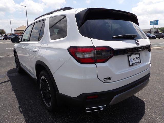 new 2026 Honda Pilot car, priced at $54,706