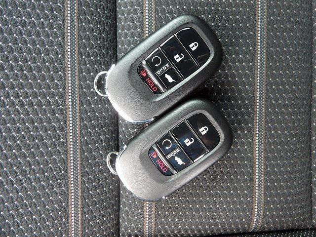 new 2026 Honda CR-V Hybrid car, priced at $40,650