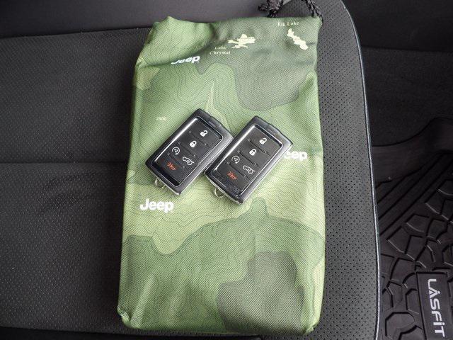 used 2023 Jeep Grand Cherokee car, priced at $27,975