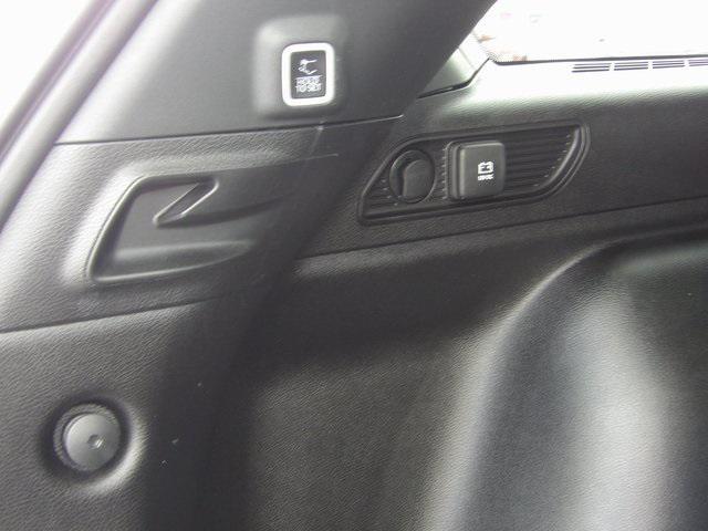 used 2023 Jeep Grand Cherokee car, priced at $27,975