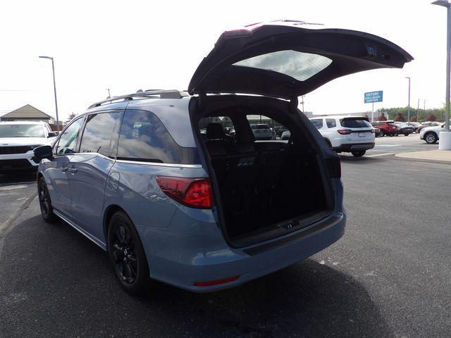 used 2023 Honda Odyssey car, priced at $30,221
