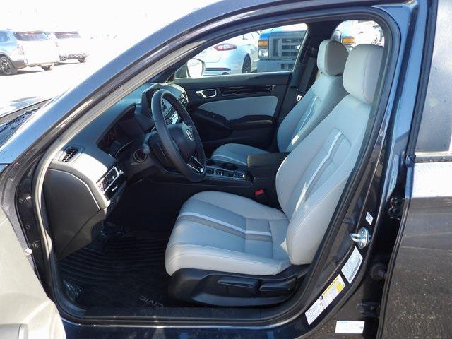 new 2025 Honda Civic Hybrid car, priced at $31,300