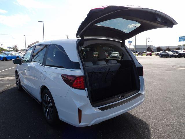 new 2026 Honda Odyssey car, priced at $45,006