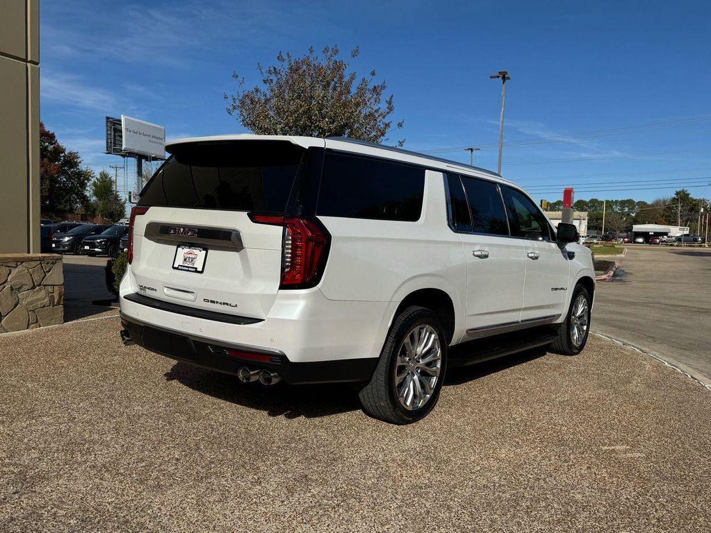 used 2022 GMC Yukon XL car, priced at $55,900