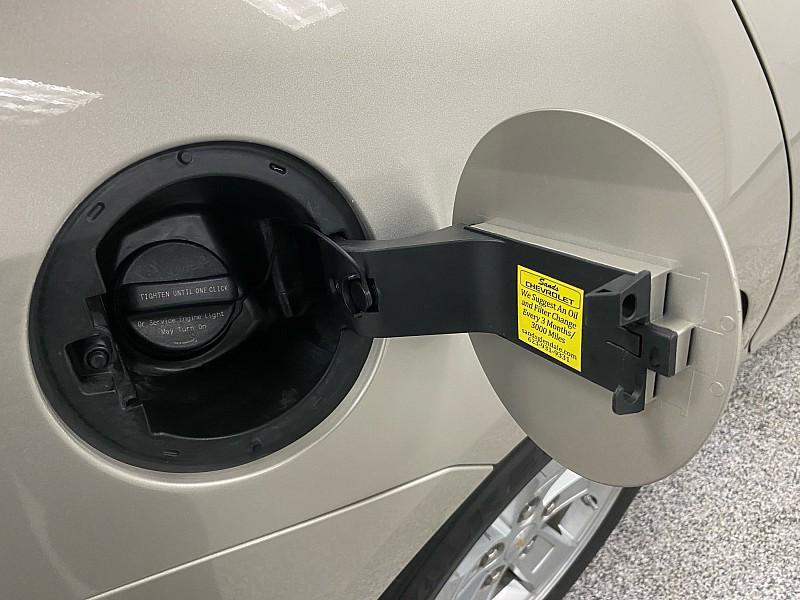 used 2015 Chevrolet Malibu car, priced at $12,491