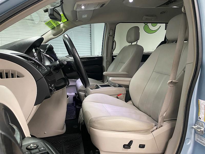 used 2016 Chrysler Town & Country car, priced at $10,491