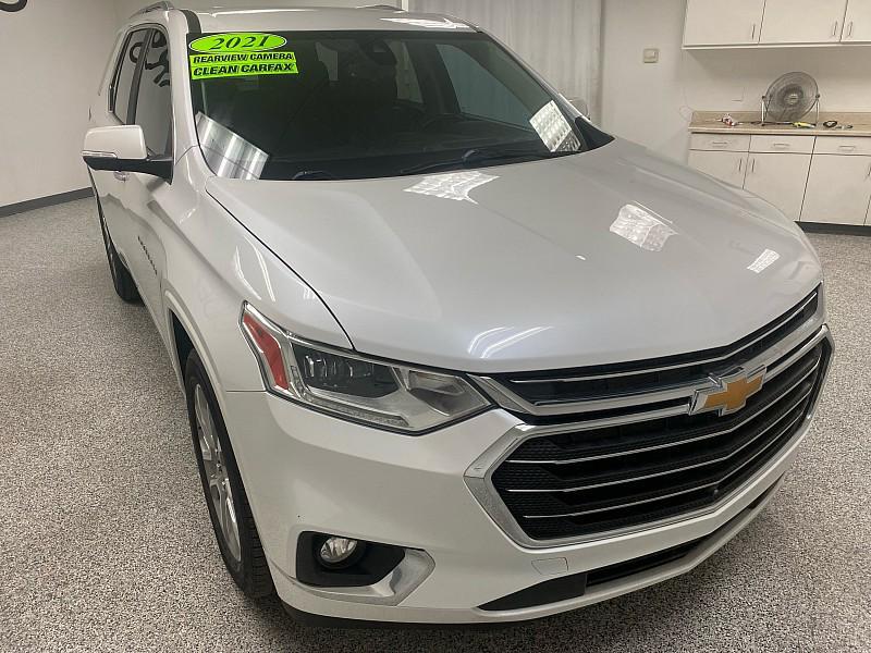 used 2021 Chevrolet Traverse car, priced at $21,991