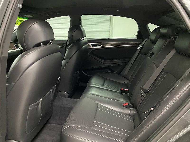 used 2019 Genesis G80 car, priced at $20,791