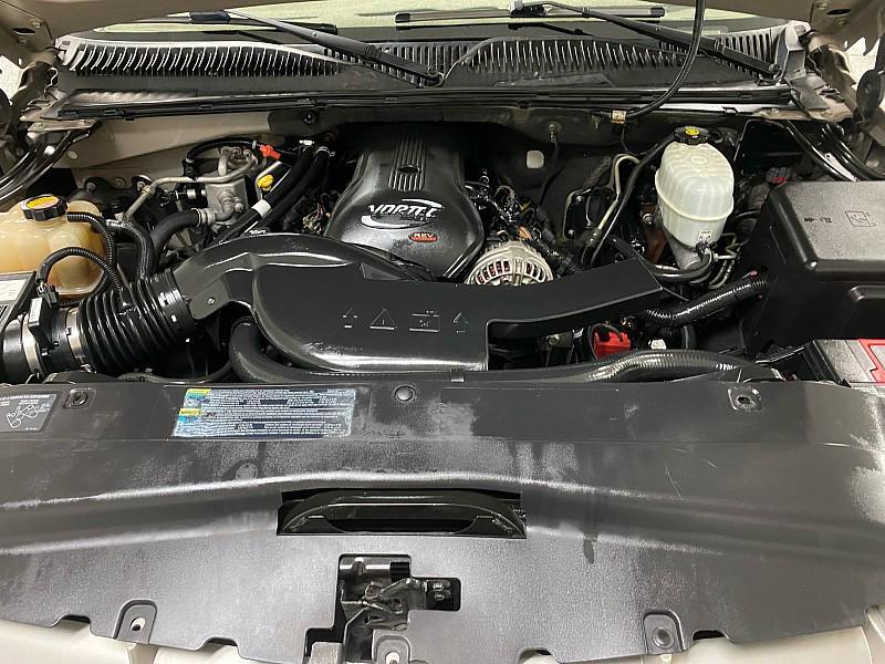 used 2005 Cadillac Escalade car, priced at $4,491