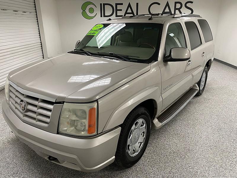 used 2005 Cadillac Escalade car, priced at $4,491