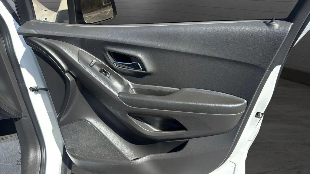 used 2021 Chevrolet Trax car, priced at $13,491