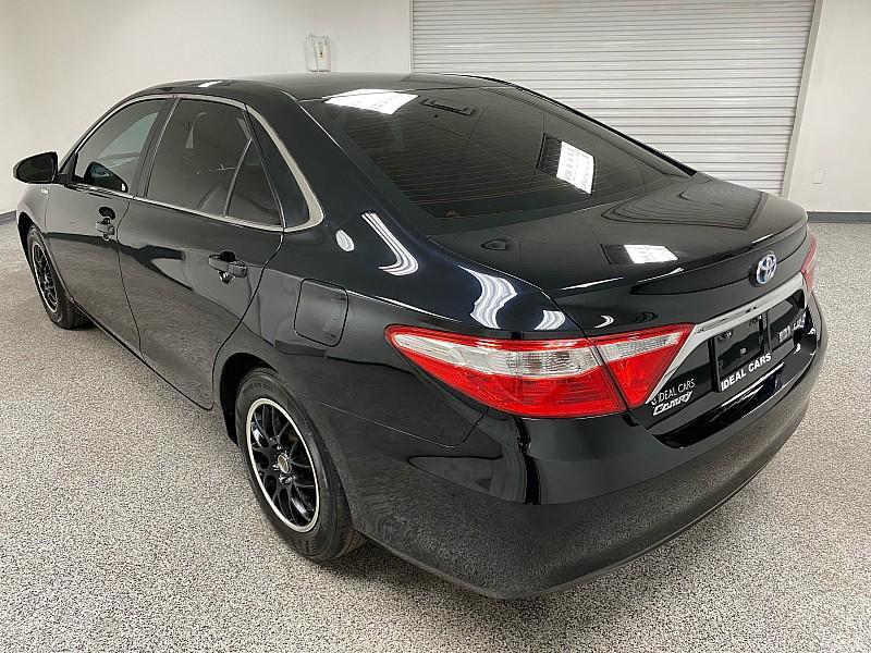 used 2017 Toyota Camry Hybrid car, priced at $13,791