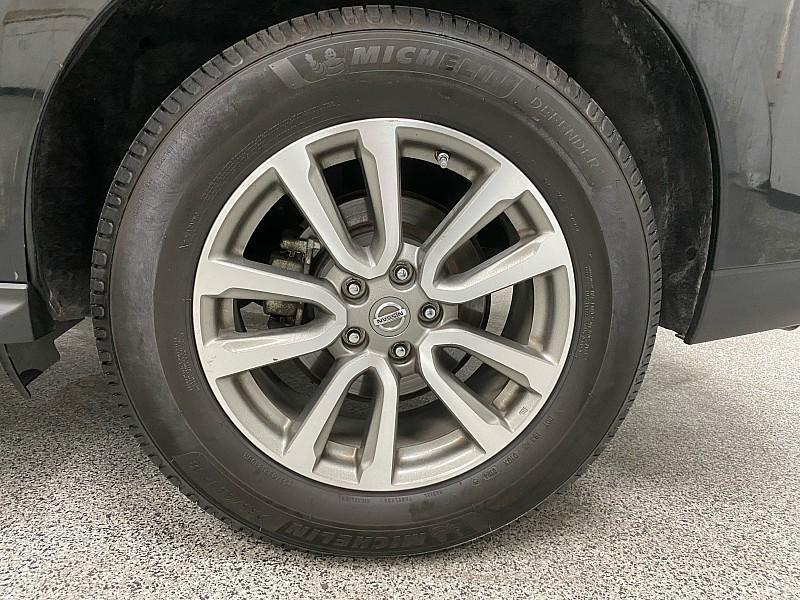 used 2015 Nissan Pathfinder car, priced at $6,491