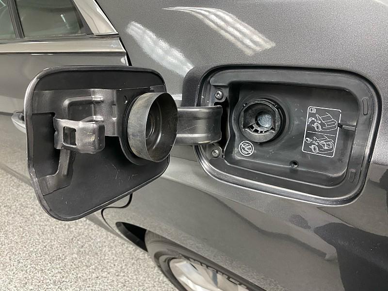 used 2019 Chrysler 300 car, priced at $13,991