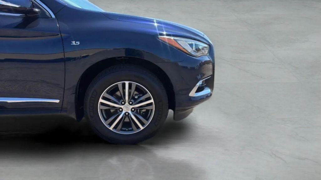 used 2018 INFINITI QX60 car, priced at $18,991
