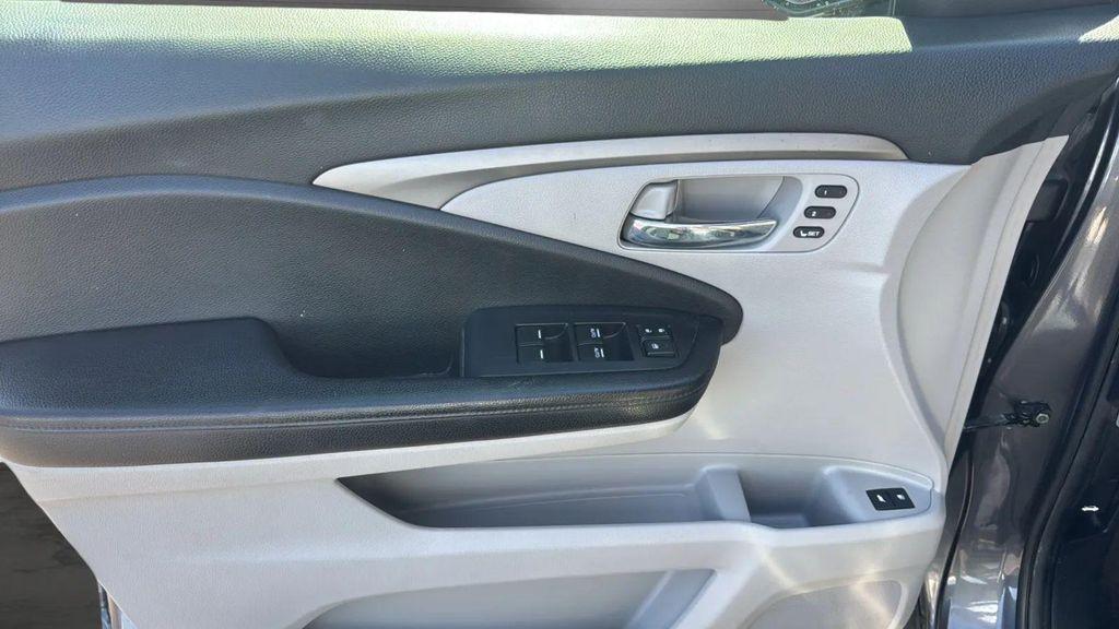used 2020 Honda Pilot car, priced at $19,791