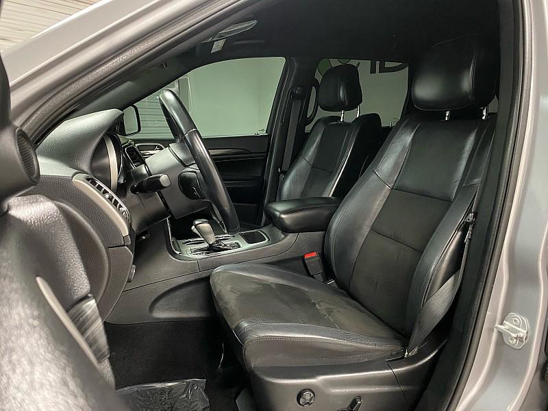 used 2020 Jeep Grand Cherokee car, priced at $17,991