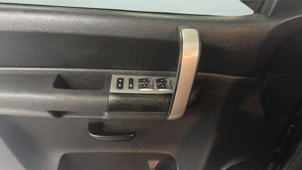 used 2009 GMC Sierra 1500 car, priced at $12,991