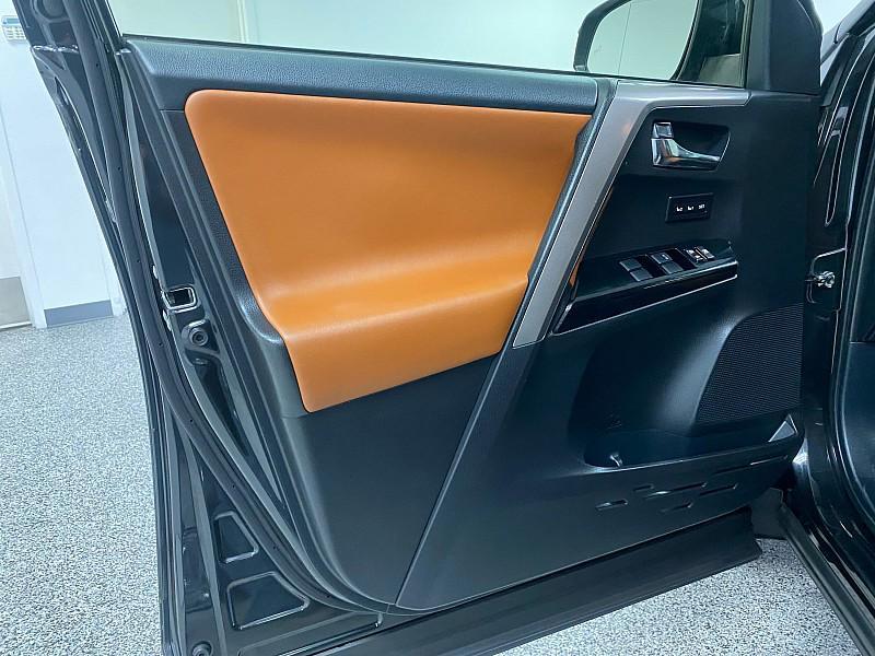 used 2018 Toyota RAV4 Hybrid car, priced at $22,991