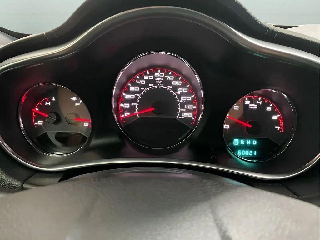 used 2014 Dodge Avenger car