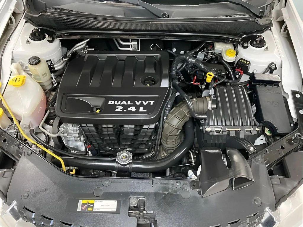 used 2014 Dodge Avenger car