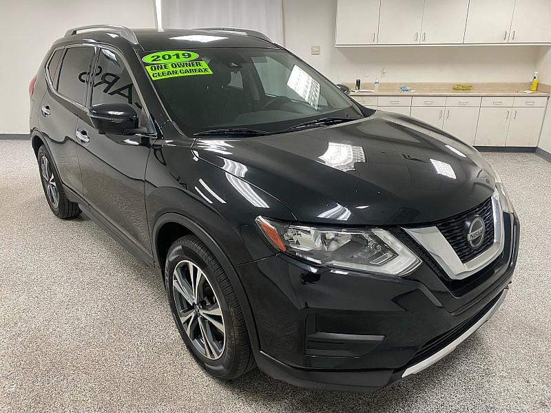 used 2019 Nissan Rogue car, priced at $13,891