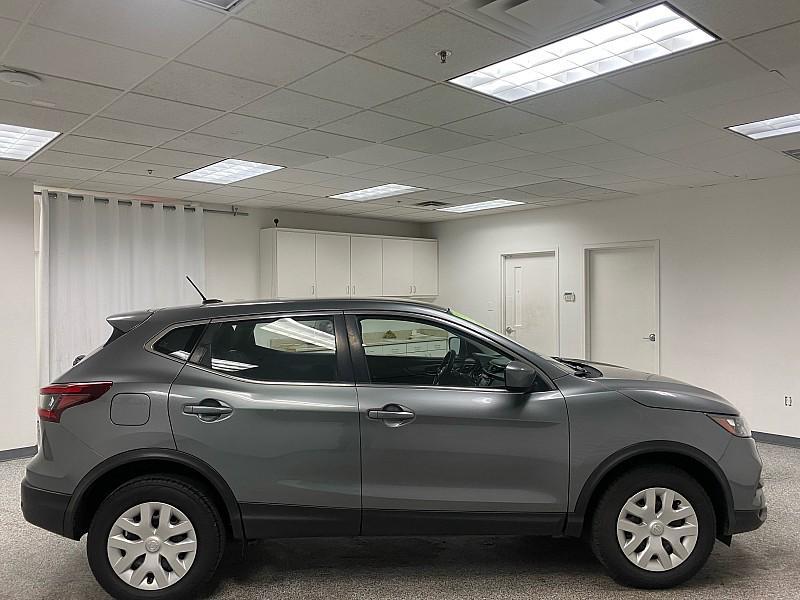 used 2020 Nissan Rogue Sport car, priced at $9,991