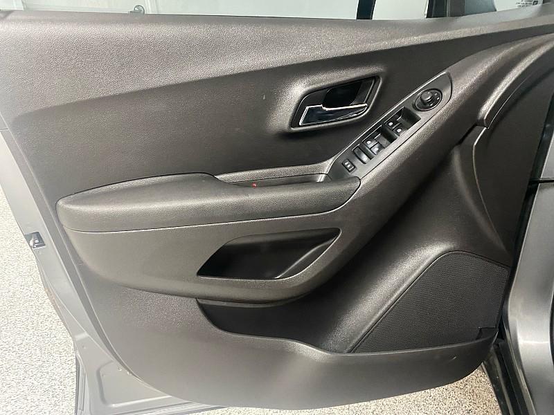 used 2020 Chevrolet Trax car, priced at $10,491
