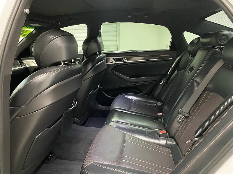 used 2018 Genesis G80 car, priced at $15,491