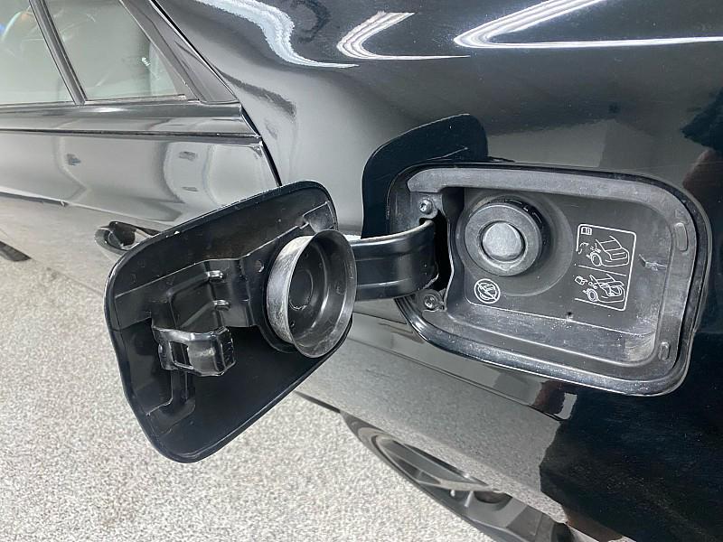 used 2022 Chrysler 300 car, priced at $19,891