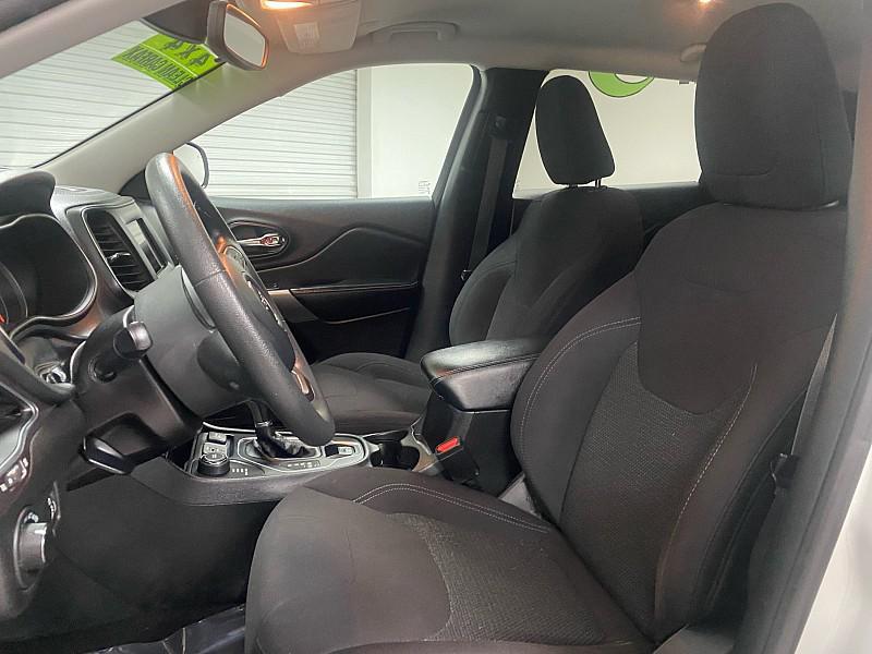 used 2021 Jeep Cherokee car, priced at $13,891