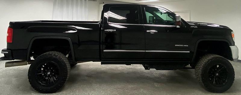 used 2019 GMC Sierra 2500 car, priced at $49,991