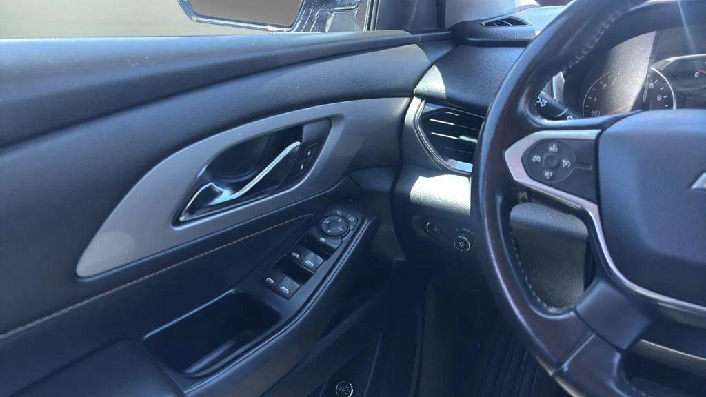 used 2020 Chevrolet Traverse car, priced at $16,791