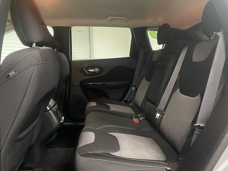 used 2014 Jeep Cherokee car, priced at $7,891