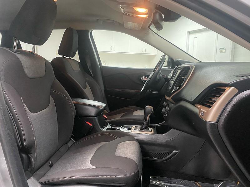 used 2014 Jeep Cherokee car, priced at $7,891