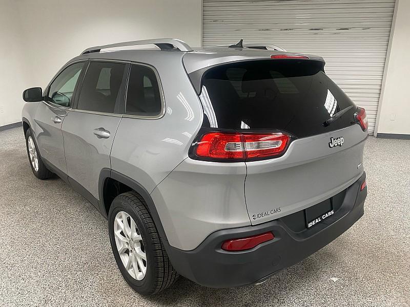 used 2014 Jeep Cherokee car, priced at $7,891