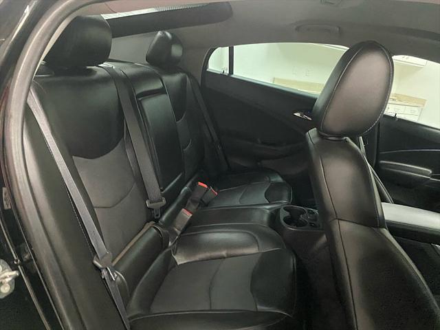 2018 Mosaic Black Metallic Chevrolet Volt