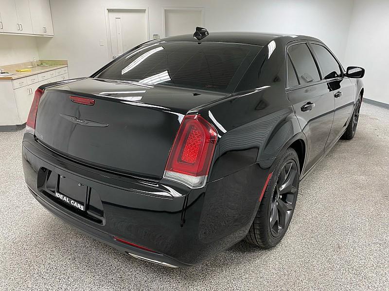 used 2022 Chrysler 300 car, priced at $20,791