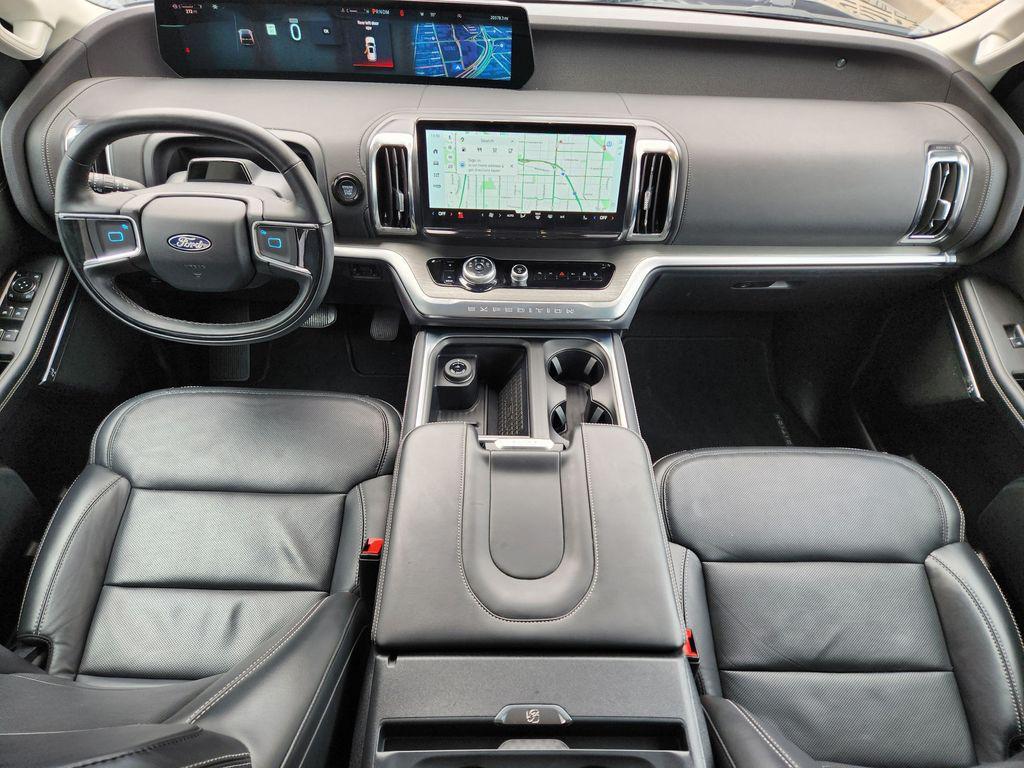 used 2025 Ford Expedition Max car, priced at $67,000