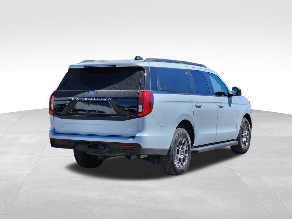 used 2025 Ford Expedition Max car, priced at $55,000