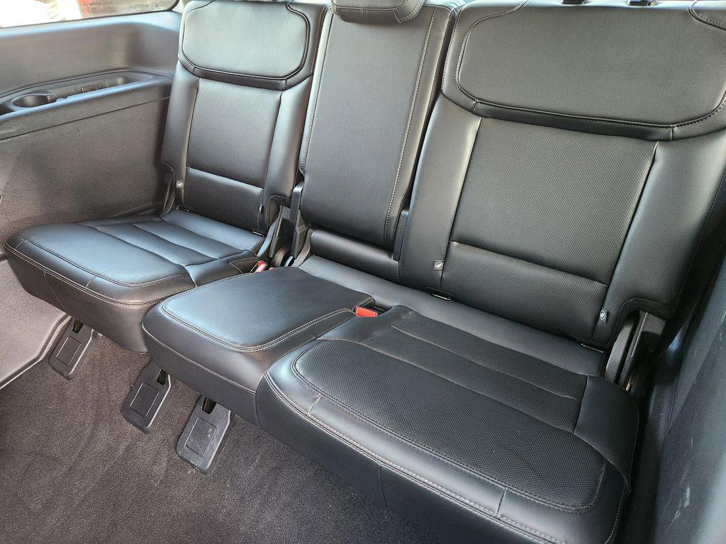 used 2025 Ford Expedition car, priced at $62,199