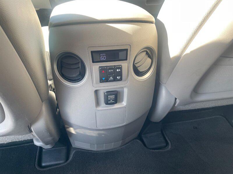 used 2015 Honda Pilot car, priced at $13,888