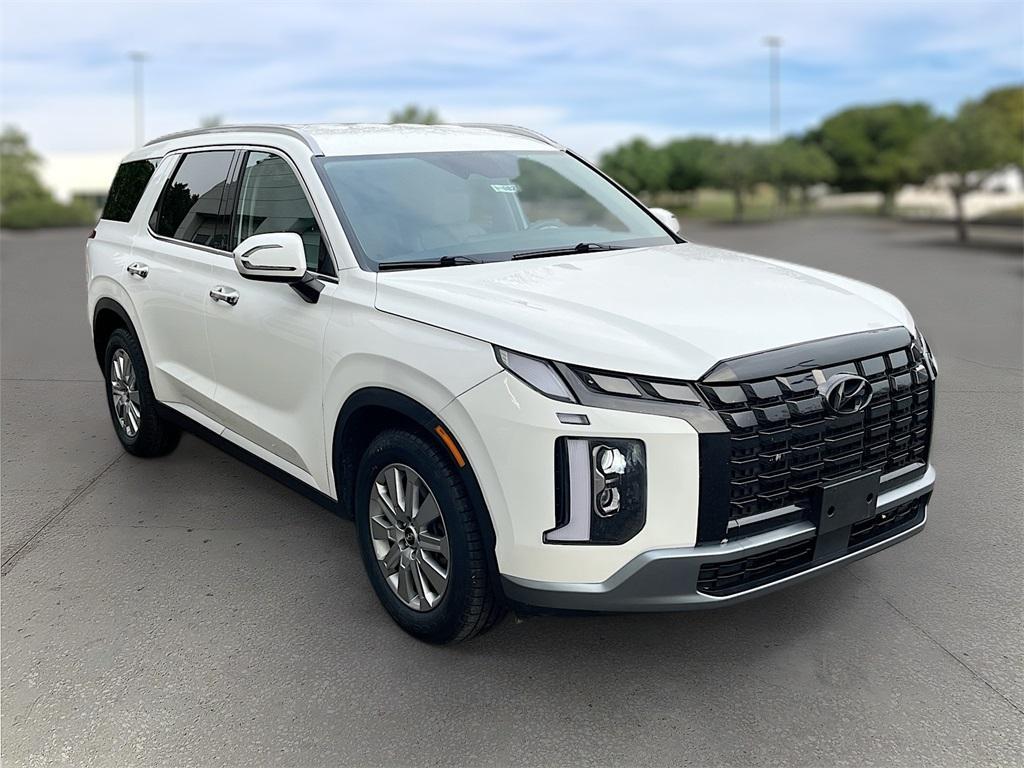 used 2024 Hyundai Palisade car, priced at $32,299