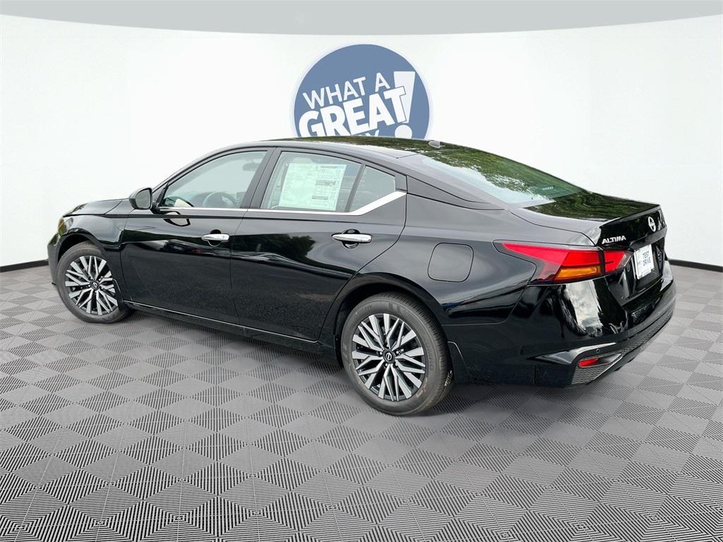new 2025 Nissan Altima car, priced at $25,069
