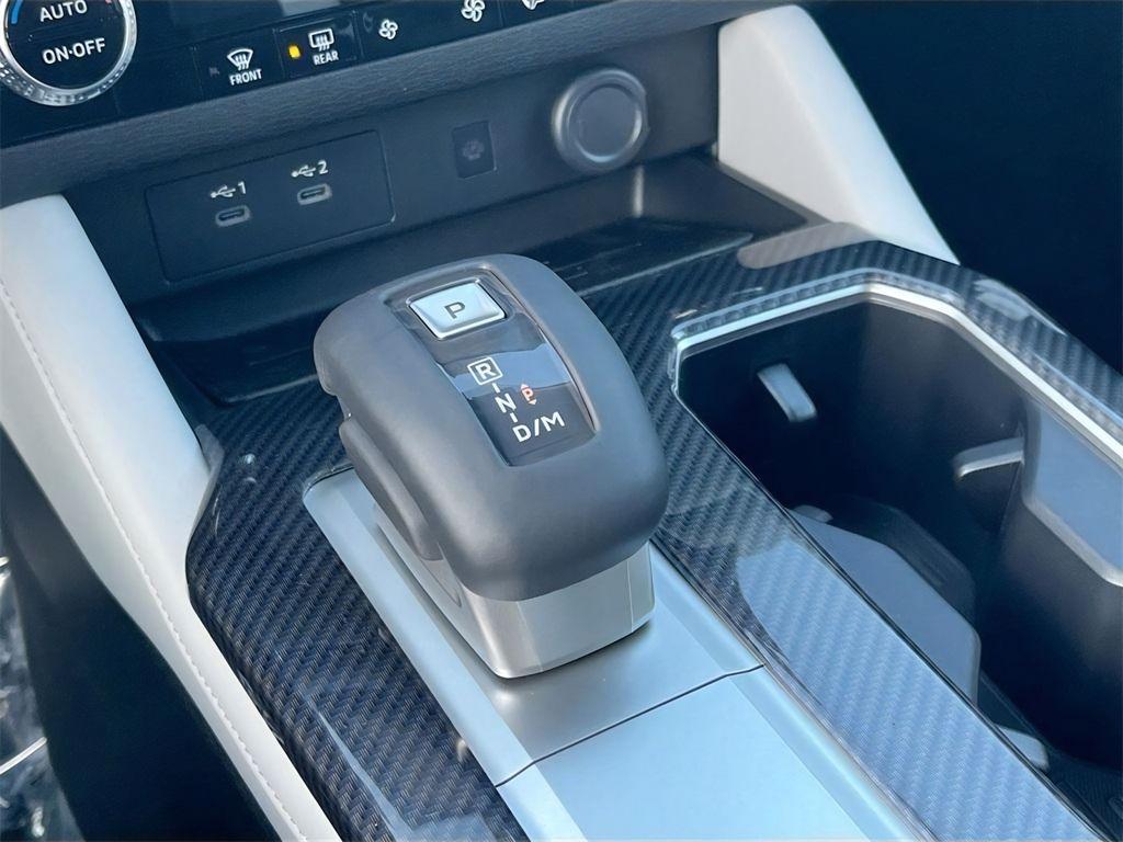 new 2025 Mitsubishi Outlander car, priced at $36,299