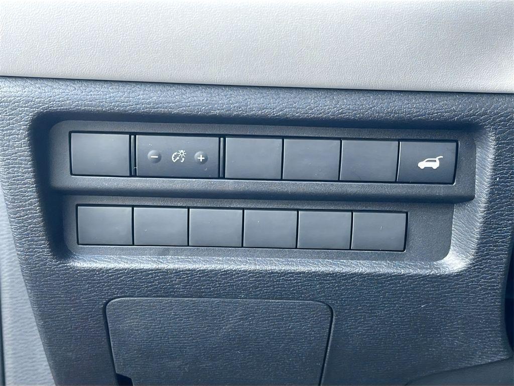 new 2025 Mitsubishi Outlander car, priced at $36,299