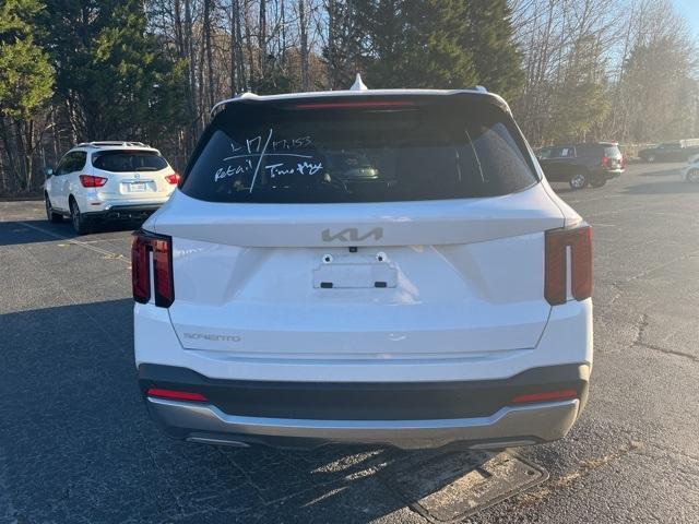 used 2024 Kia Sorento car, priced at $29,998