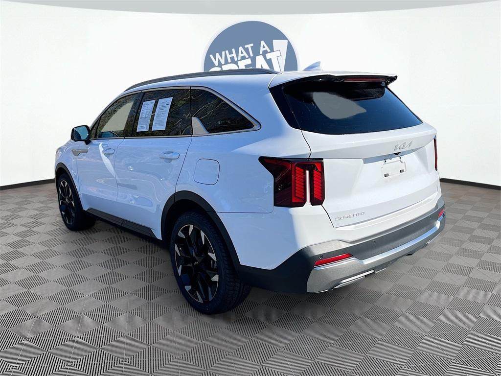 used 2024 Kia Sorento car, priced at $29,998