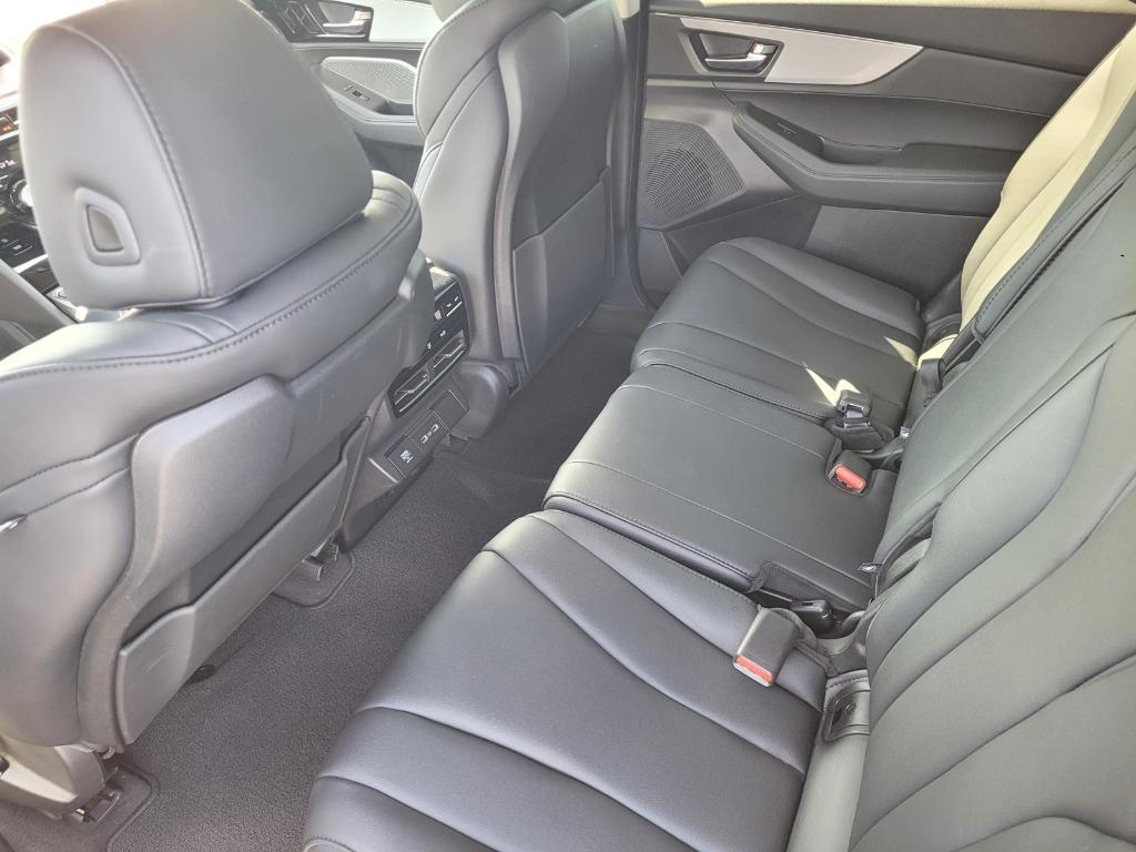 used 2024 Acura MDX car, priced at $39,366